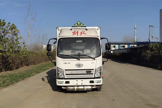 解放虎VR危險品廂式車（3.4米長廂體）