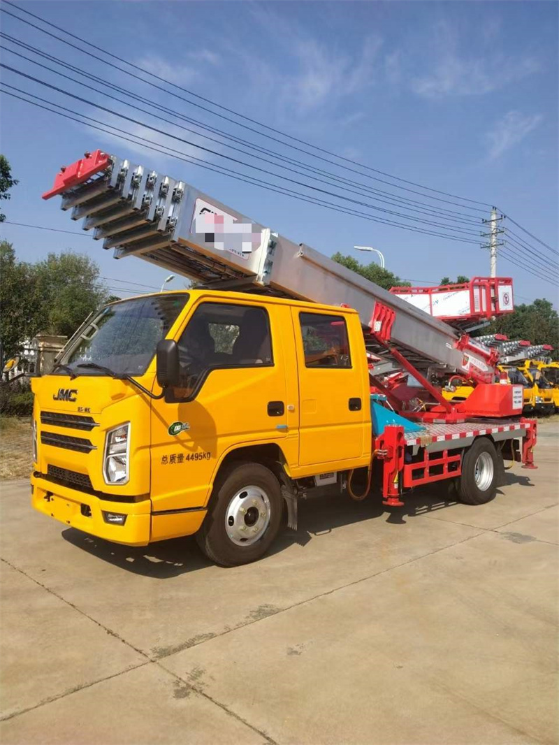 國(guó)六藍(lán)牌江鈴順達(dá)32米高空云梯車