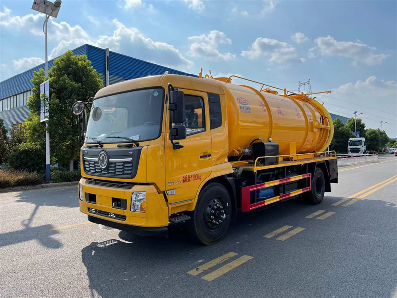 東風天錦不帶復發15方清洗吸污車